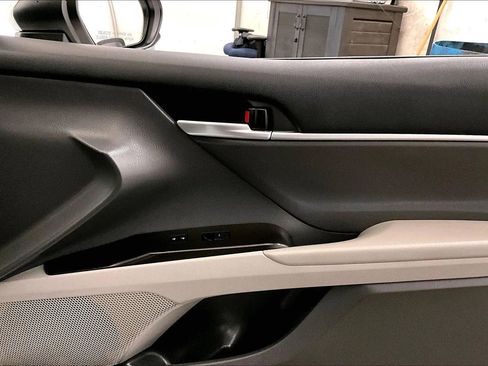 Used 2024 Toyota Camry LE image 23