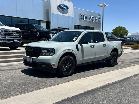 Certified 2023 Ford Maverick XLT w/ Black Appearance Package FWD image 2