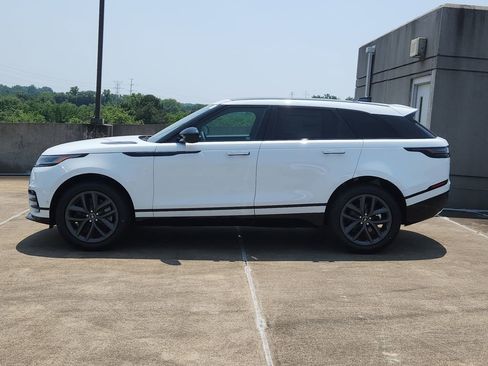 New 2026 Land Rover Range Rover Velar Dynamic SE image 6