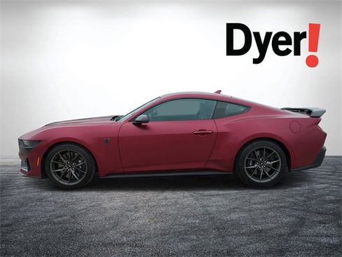 Used 2025 Ford Mustang Dark Horse image 7