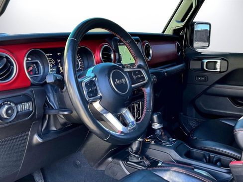 Used 2022 Jeep Wrangler Unlimited Rubicon w/ LED Lighting Group image 19