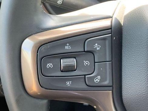 Used 2024 Chevrolet Suburban High Country image 29