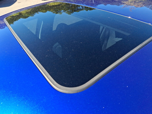 Certified 2025 Hyundai Elantra Limited FWD image 18