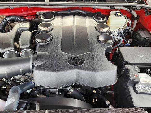 Used 2021 Toyota 4Runner Venture image 9