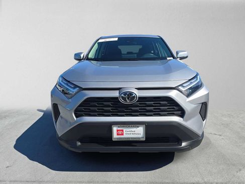 Certified 2025 Toyota RAV4 LE AWD/4WD image 8