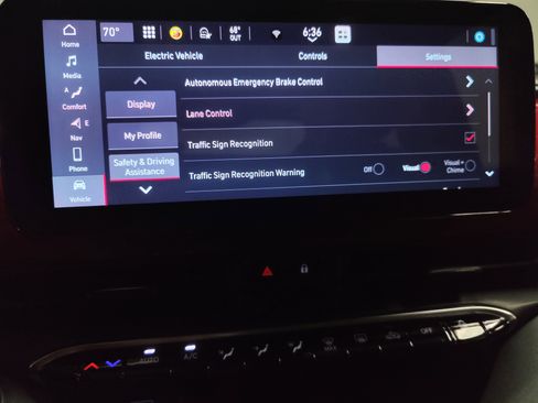 Used 2024 FIAT 500 e (RED) image 4