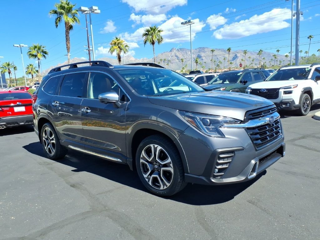 Used 2023 Subaru Ascent Touring AWD/4WD image 31
