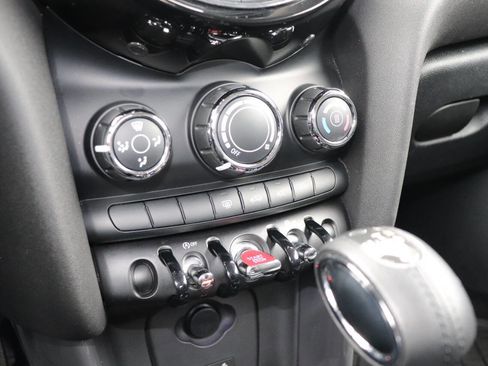 Used 2014 MINI Cooper 2-Door Hardtop FWD image 23