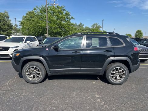 Used 2022 Jeep Cherokee Trailhawk AWD/4WD image 4