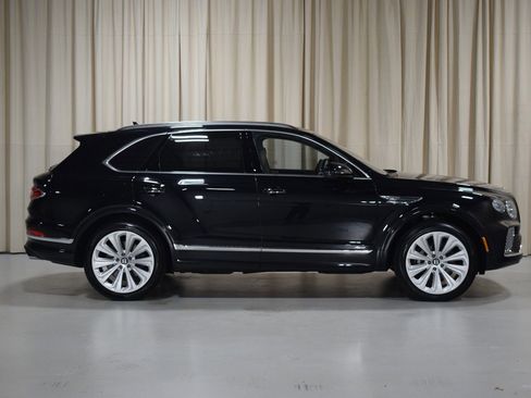 New 2025 Bentley Bentayga AWD/4WD image 5
