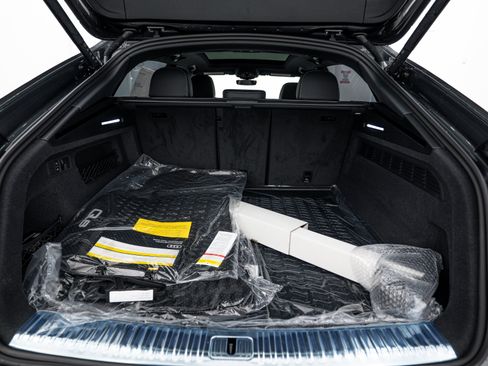 New 2026 Audi Q8 Premium Plus AWD/4WD image 19