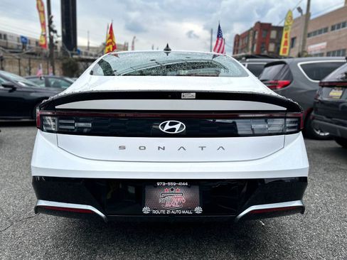 Used 2025 Hyundai Sonata SEL FWD image 5