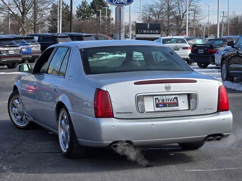 Used 2000 Cadillac De Ville DTS w/ Safety/Security Pkg image 12