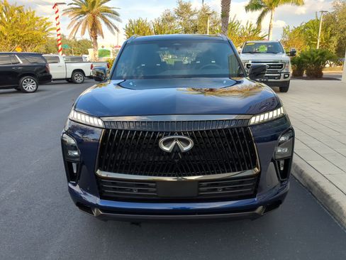 New 2026 INFINITI QX80 Autograph w/ Premium Cargo Package image 2