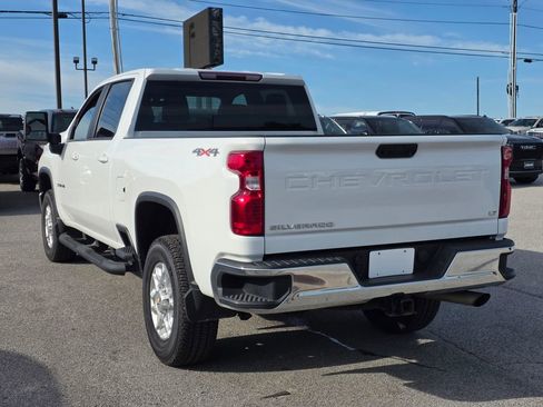 Used 2022 Chevrolet Silverado 3500 LT w/ Convenience Package AWD/4WD image 5