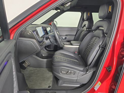 Used 2023 Rivian R1S Adventure image 20