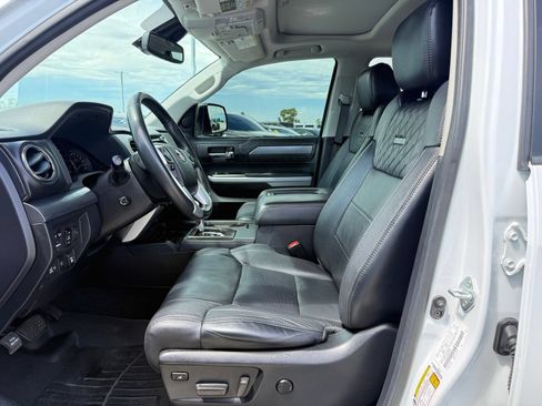 Used 2021 Toyota Tundra Platinum AWD/4WD image 4