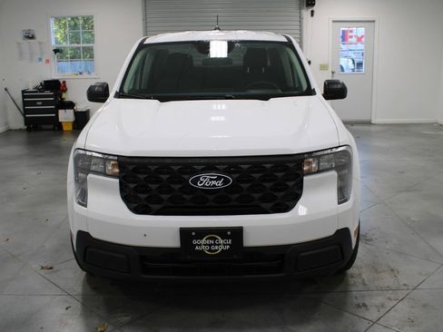 New 2025 Ford Maverick XL image 2