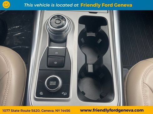 Used 2023 Ford Explorer XLT w/ Equipment Group 202A AWD/4WD image 26