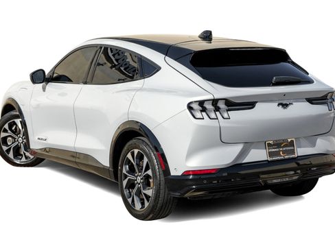 Used 2022 Ford Mustang Mach-E Premium image 10