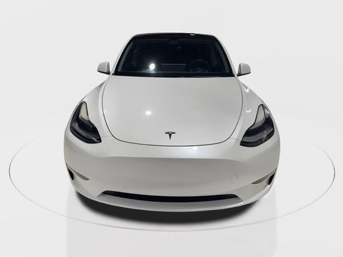 Used 2021 Tesla Model Y Performance image 4