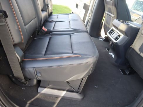 New 2026 Ford F250 Lariat w/ Black Appearance Package image 14