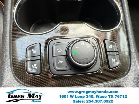 Used 2021 GMC Acadia AT4 w/ Preferred Package AWD/4WD image 32