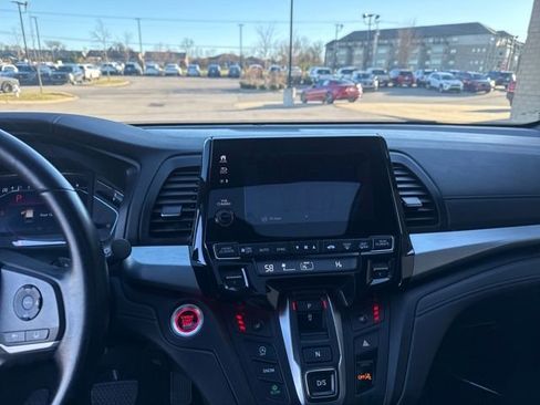 Certified 2023 Honda Odyssey Sport image 14