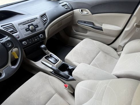 Used 2012 Honda Civic LX image 9