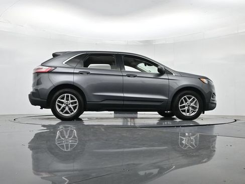 Certified 2024 Ford Edge SEL AWD/4WD image 35