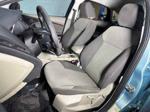 Used 2012 Ford Focus SE FWD image 26