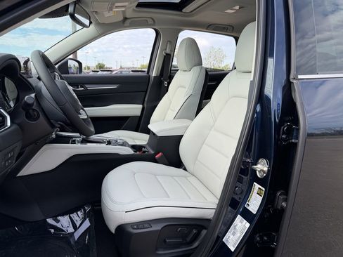New 2025 MAZDA CX-5 AWD 2.5 S w/ Premium Plus Pkg image 23