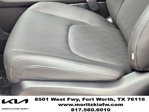 New 2026 Kia Carnival SX w/ SX Dark Edition Package FWD image 17