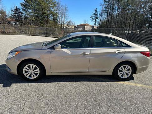 Used 2012 Hyundai Sonata GLS image 8