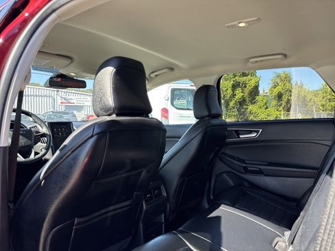 Used 2023 Ford Edge SEL image 28