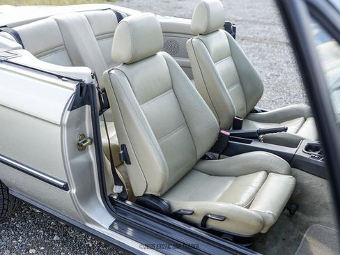 Used 1987 BMW 325i Convertible RWD image 39