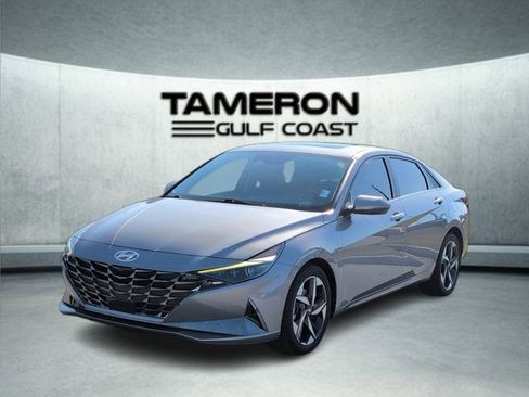 Used 2022 Hyundai Elantra Limited w/ Cargo Package image 1