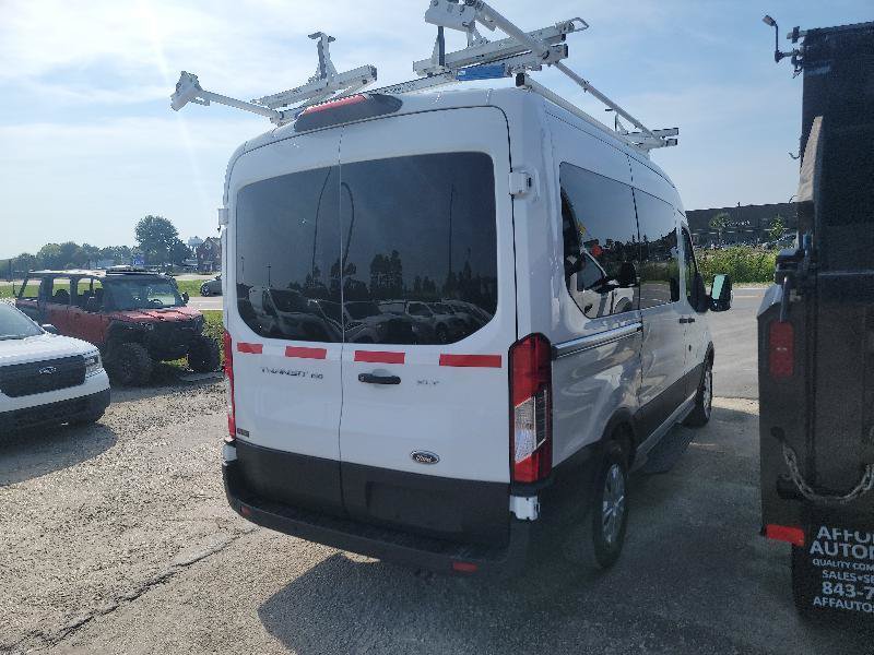 Used 2019 Ford Transit 150 XLT RWD image 7