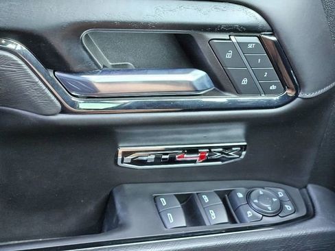 Used 2024 GMC Sierra 1500 AT4X image 21