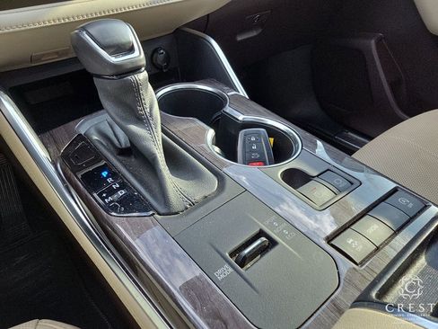 Used 2022 Toyota Highlander Limited image 22