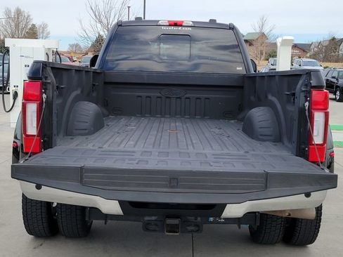 Certified 2022 Ford F450 Lariat w/ Lariat Ultimate Package image 12