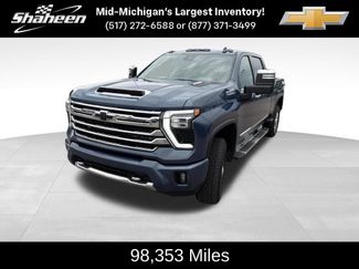 Used 2024 Chevrolet Silverado 2500 High Country w/ Technology Package AWD/4WD video 2