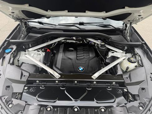 Used 2021 BMW X6 xDrive40i w/ M Sport Package AWD/4WD image 40