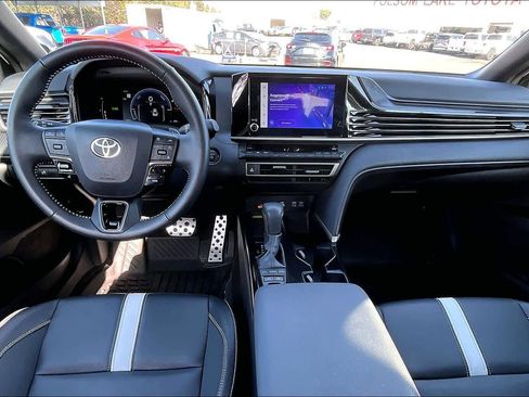 Certified 2025 Toyota Camry SE image 16