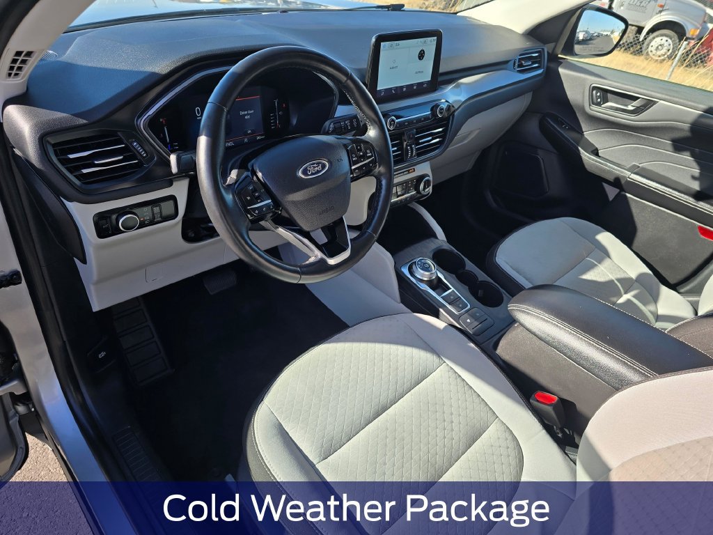 Used 2024 Ford Escape Active AWD/4WD image 2