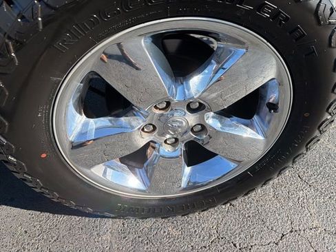 Used 2019 RAM 1500 Big Horn image 28