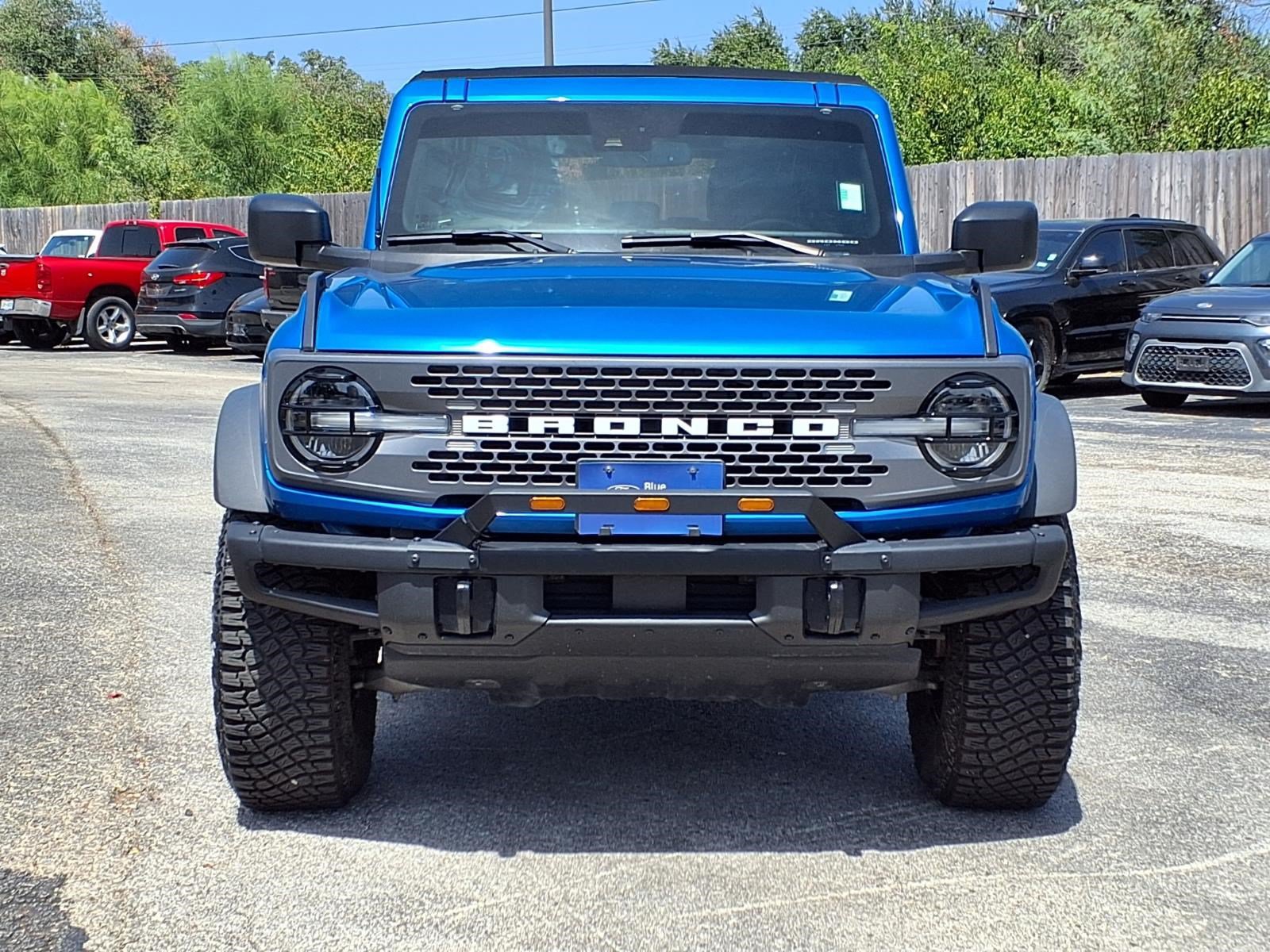 Used 2024 Ford Bronco Badlands w/ Sasquatch Package AWD/4WD image 2