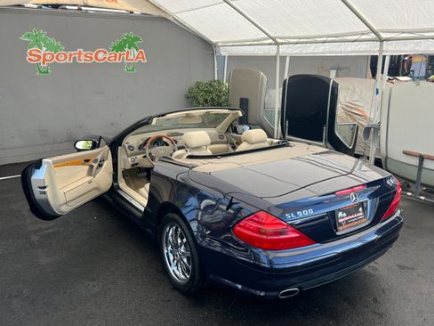 Used 2005 Mercedes-Benz SL 500 image 3