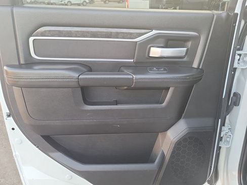 Used 2024 RAM 2500 Big Horn image 10