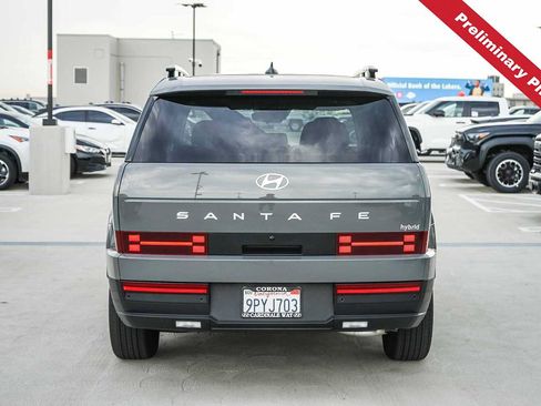 Used 2025 Hyundai Santa Fe SEL FWD image 7